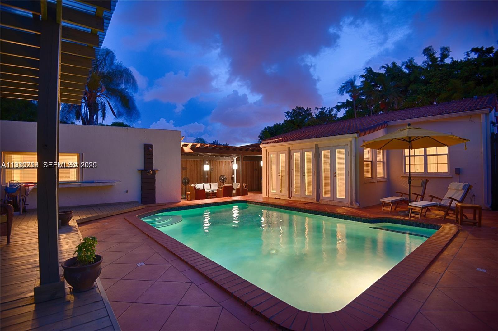 2308 SW 23rd Ter Miami, FL 33145