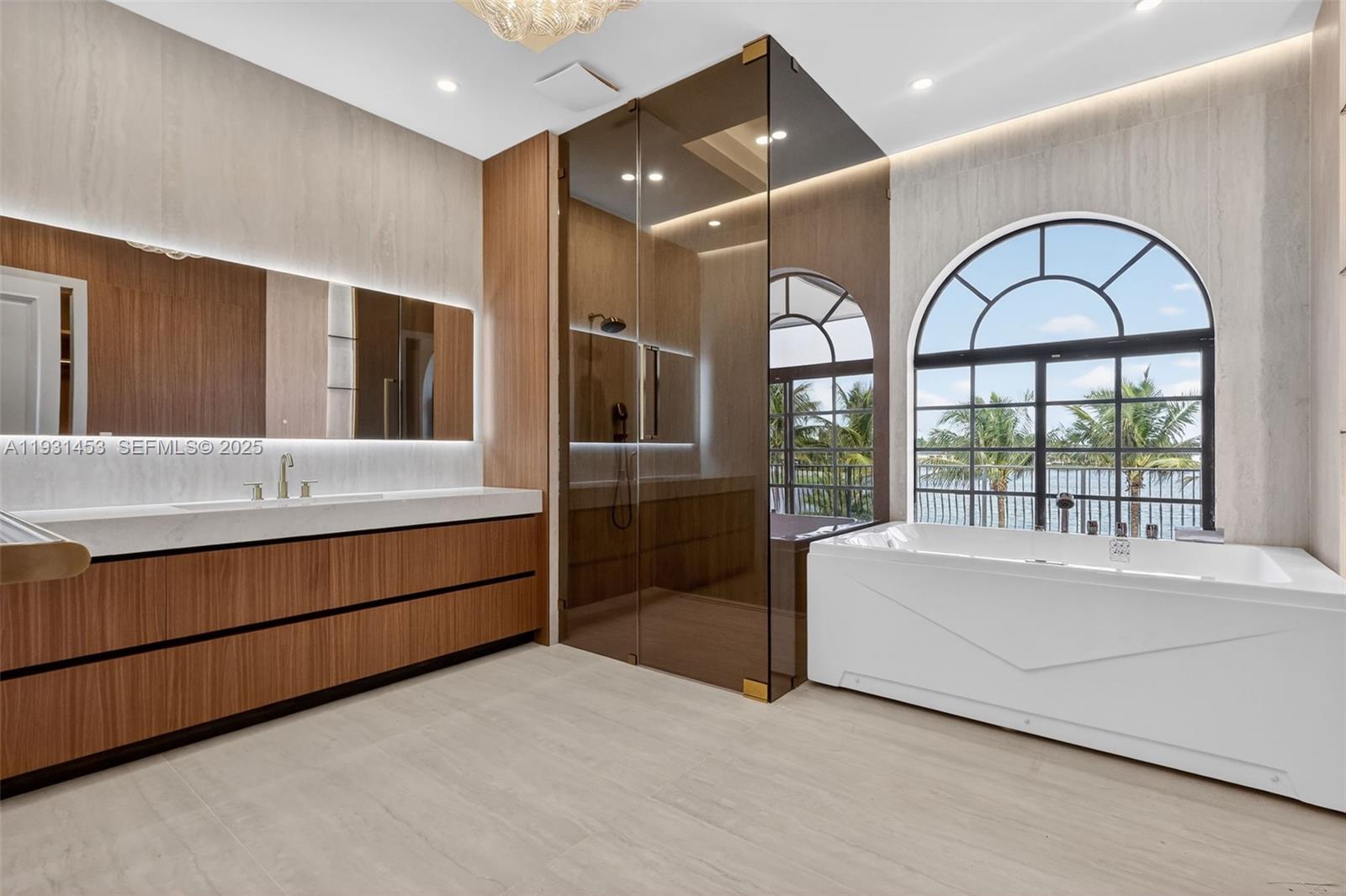 14891 SW 20th St Davie, FL 33326