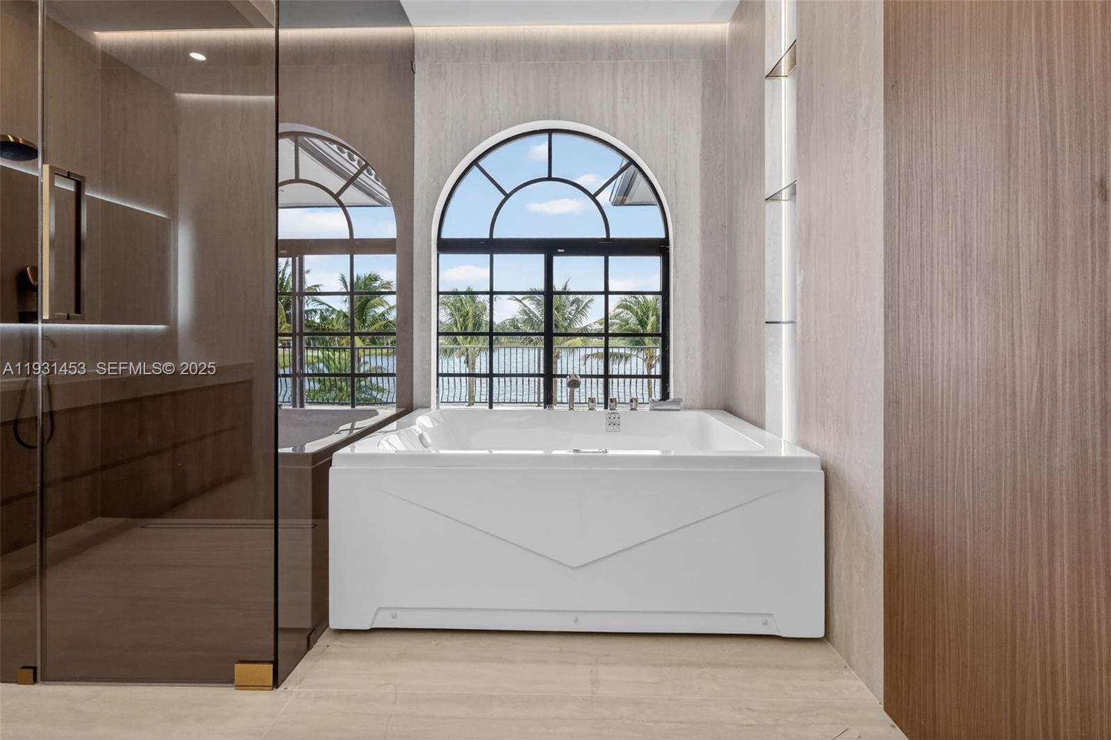 14891 SW 20th St Davie, FL 33326