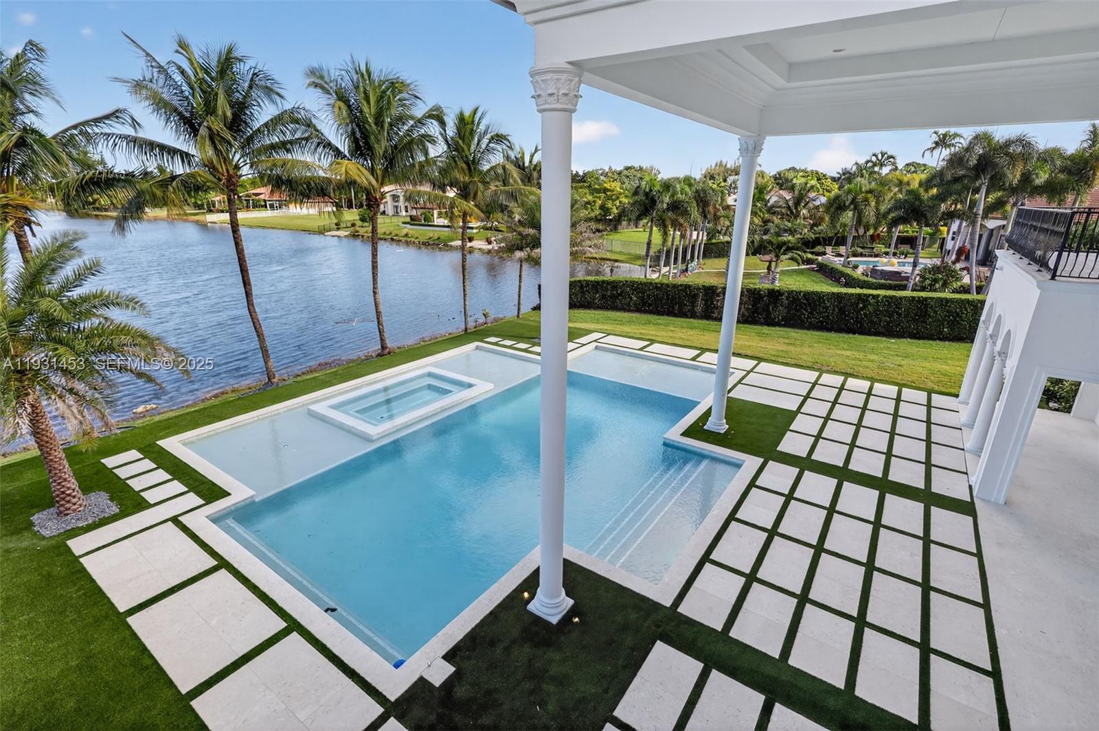 14891 SW 20th St Davie, FL 33326