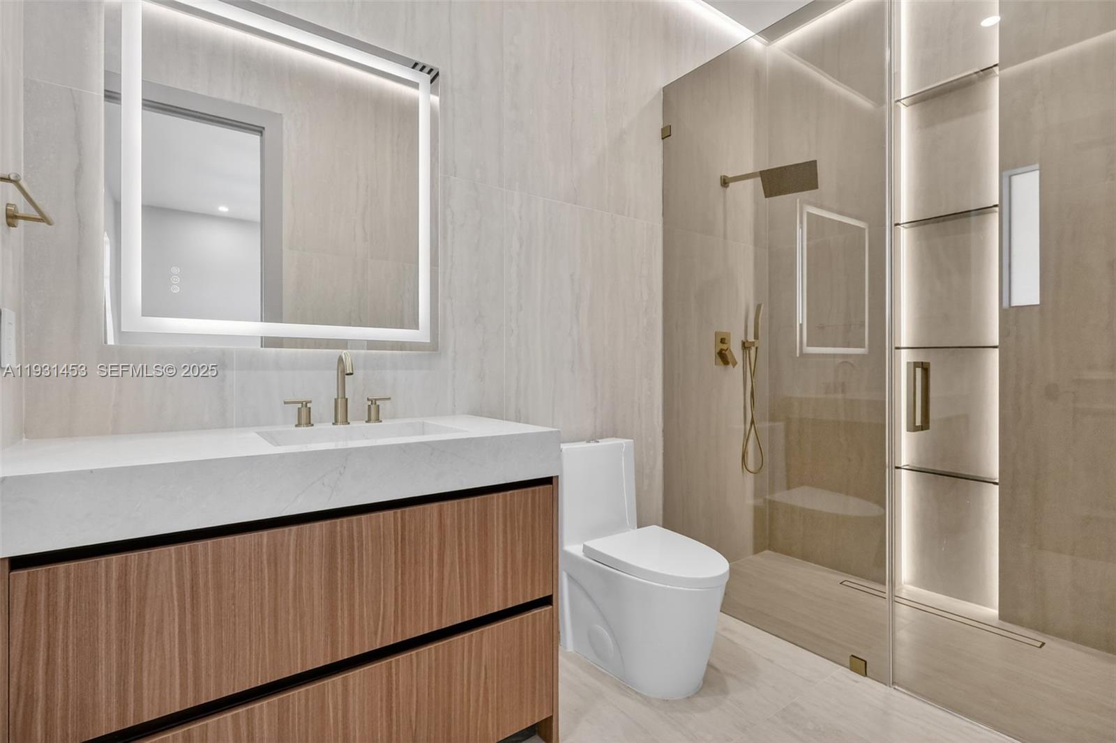 14891 SW 20th St Davie, FL 33326