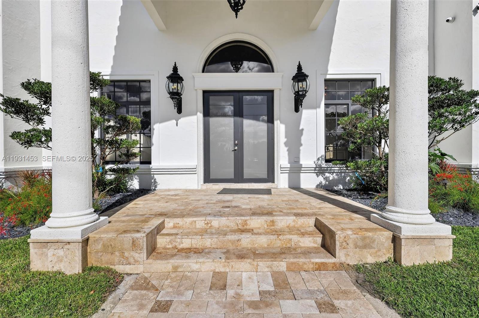 14891 SW 20th St Davie, FL 33326