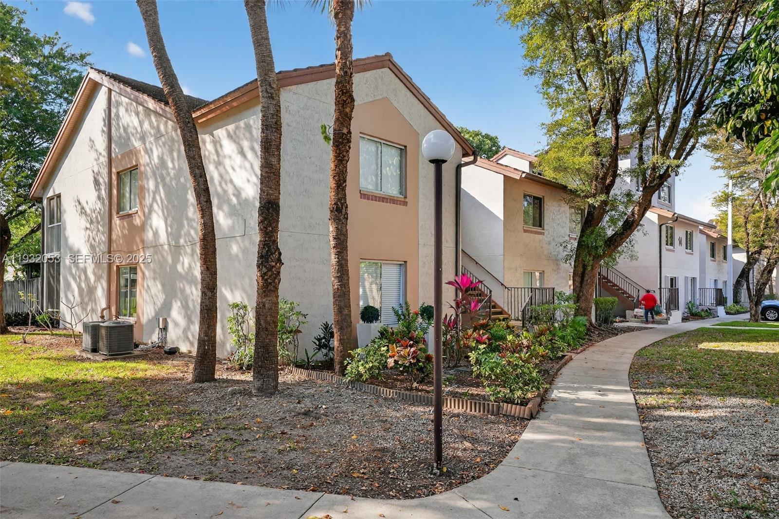 14106 SW 93rd Ln #14106