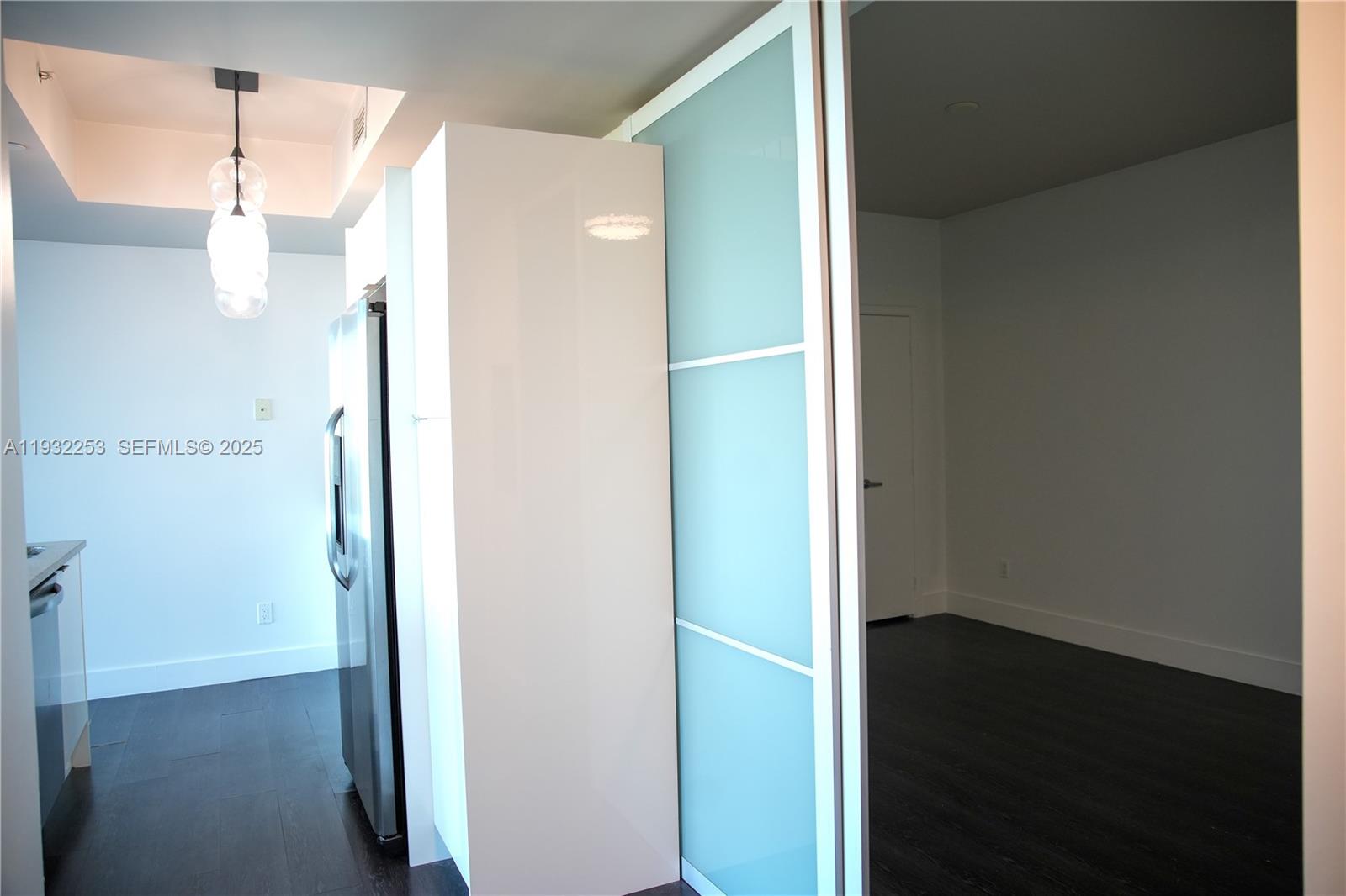 888 Biscayne Blvd #609 Miami, FL 33132