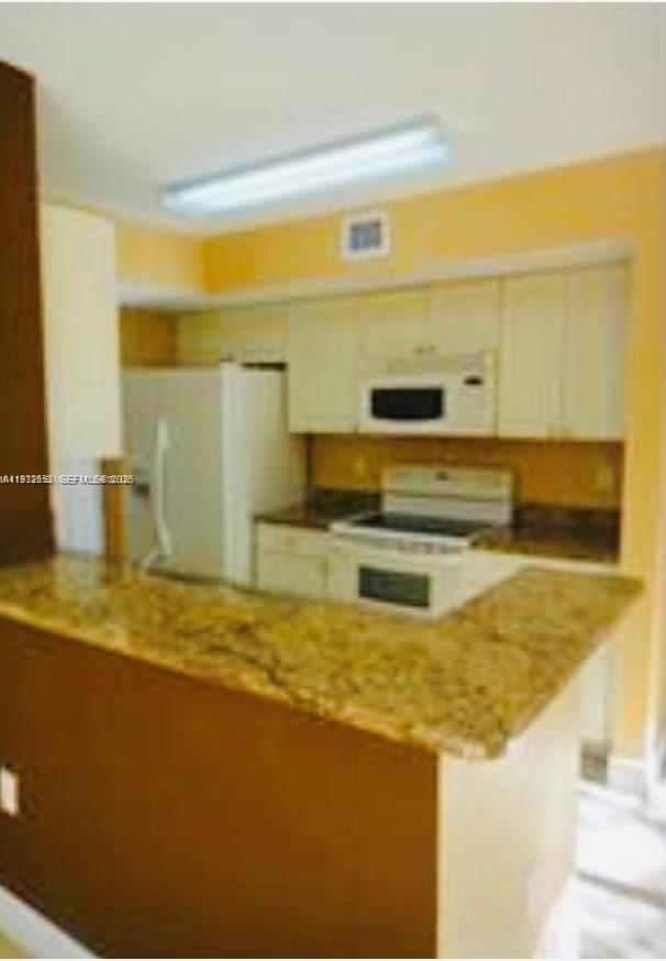 20950 SW 87th Ave #203 Cutler Bay, FL 33189