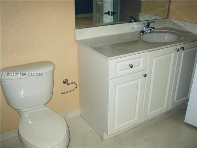 20950 SW 87th Ave #203 Cutler Bay, FL 33189