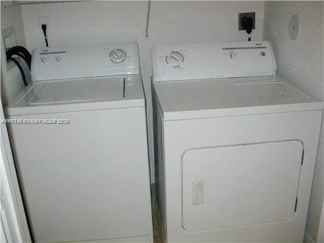 20950 SW 87th Ave #203 Cutler Bay, FL 33189