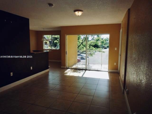 20950 SW 87th Ave #203 Cutler Bay, FL 33189
