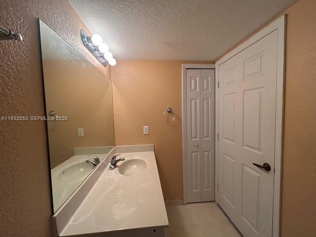20950 SW 87th Ave #203 Cutler Bay, FL 33189