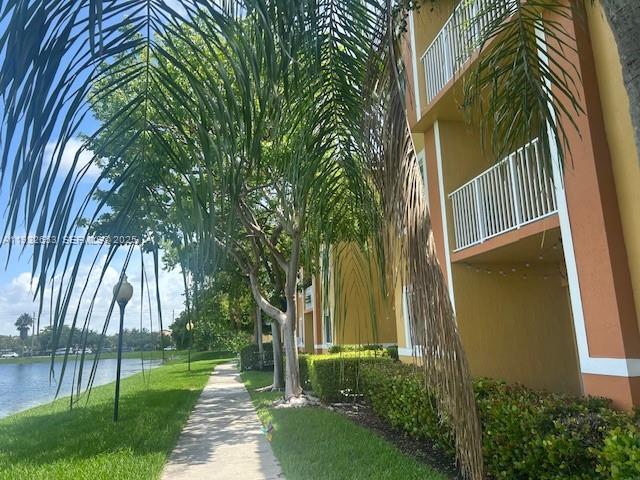 20950 SW 87th Ave #203 Cutler Bay, FL 33189