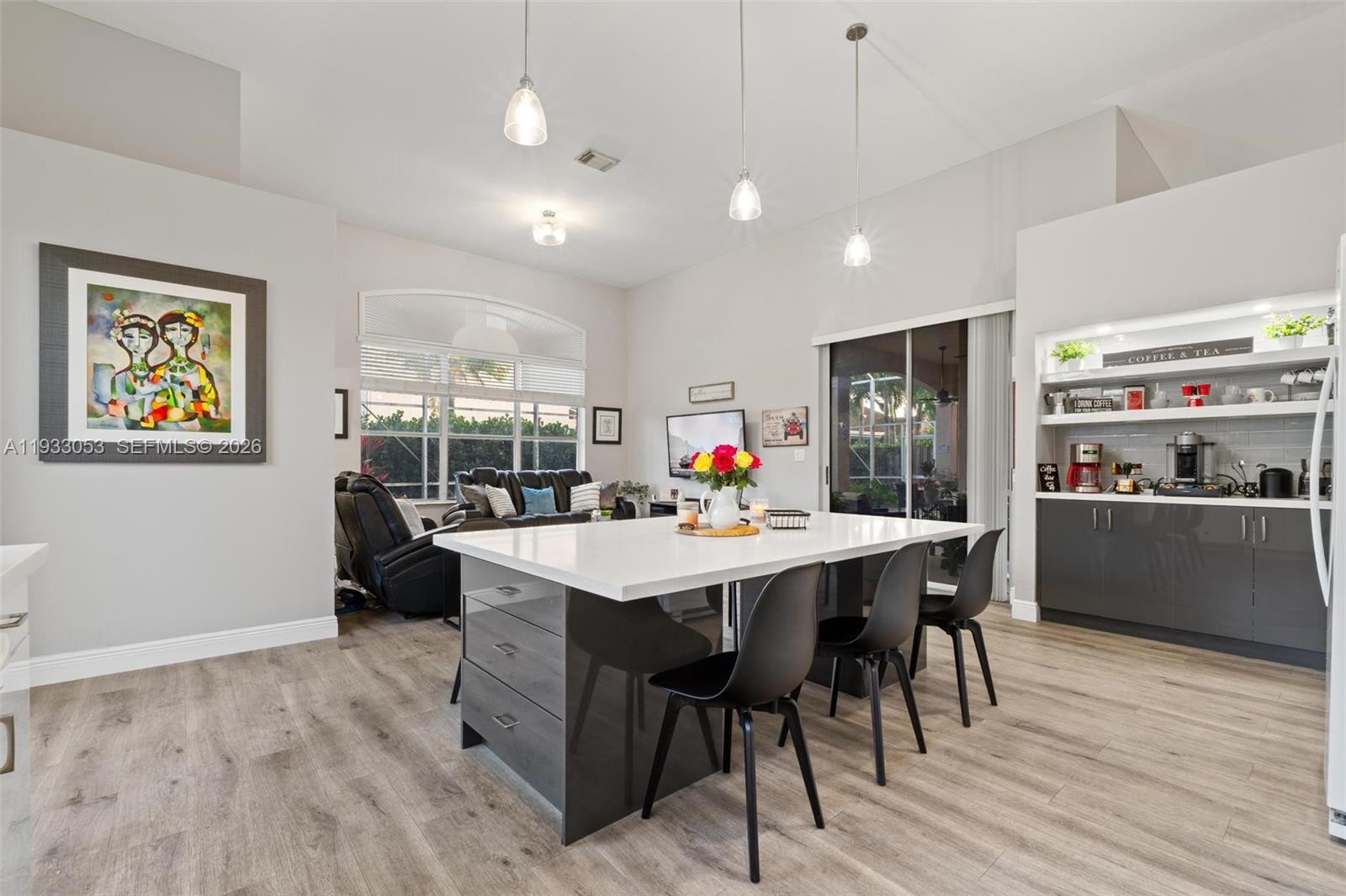 343 SW 187th Ter Pembroke Pines, FL 33029