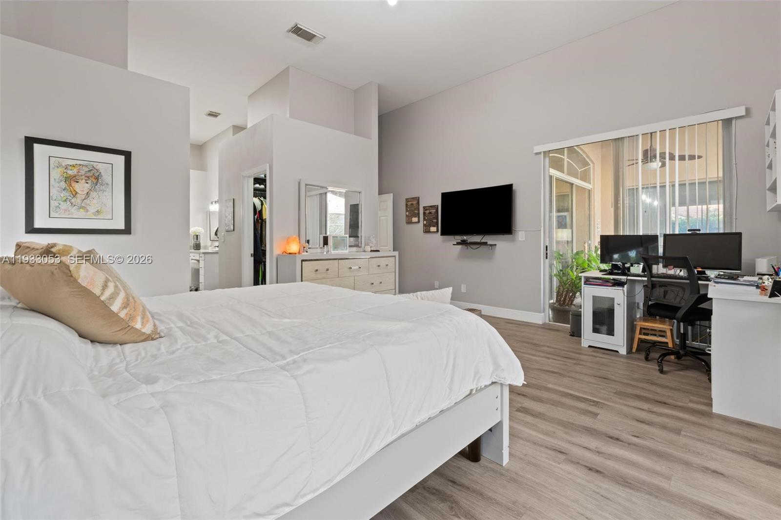 343 SW 187th Ter Pembroke Pines, FL 33029