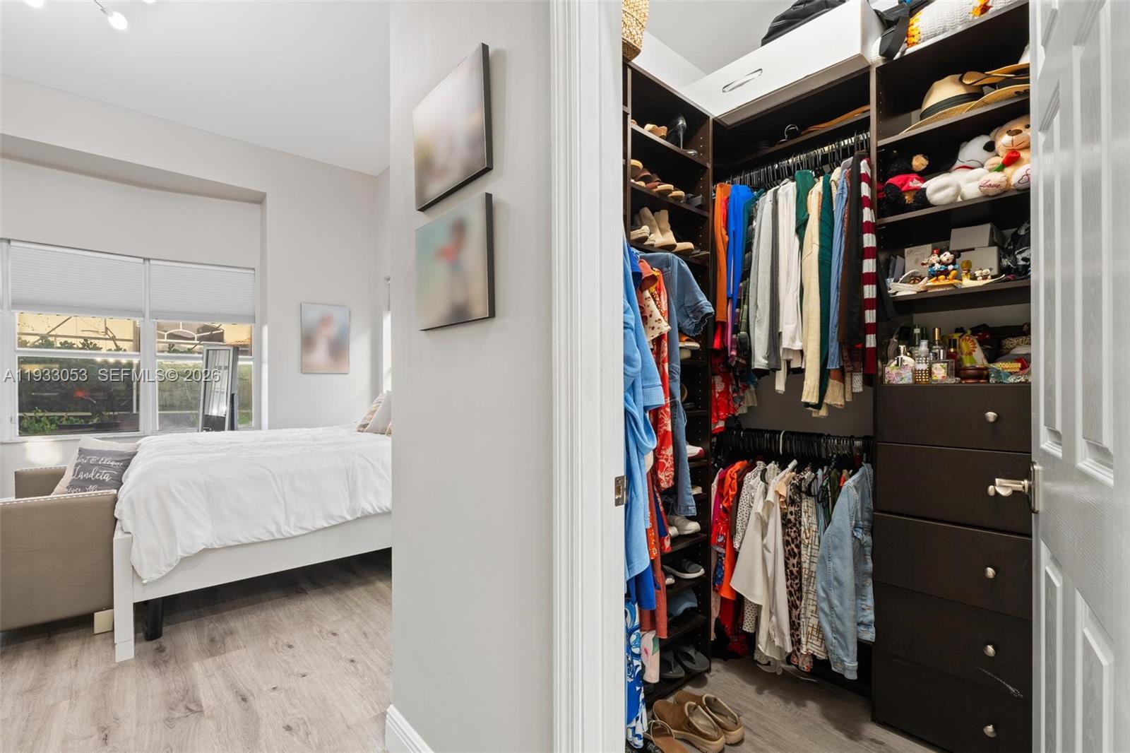 343 SW 187th Ter Pembroke Pines, FL 33029