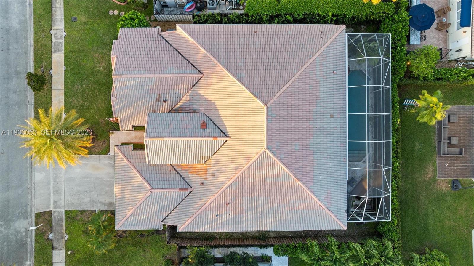 343 SW 187th Ter Pembroke Pines, FL 33029