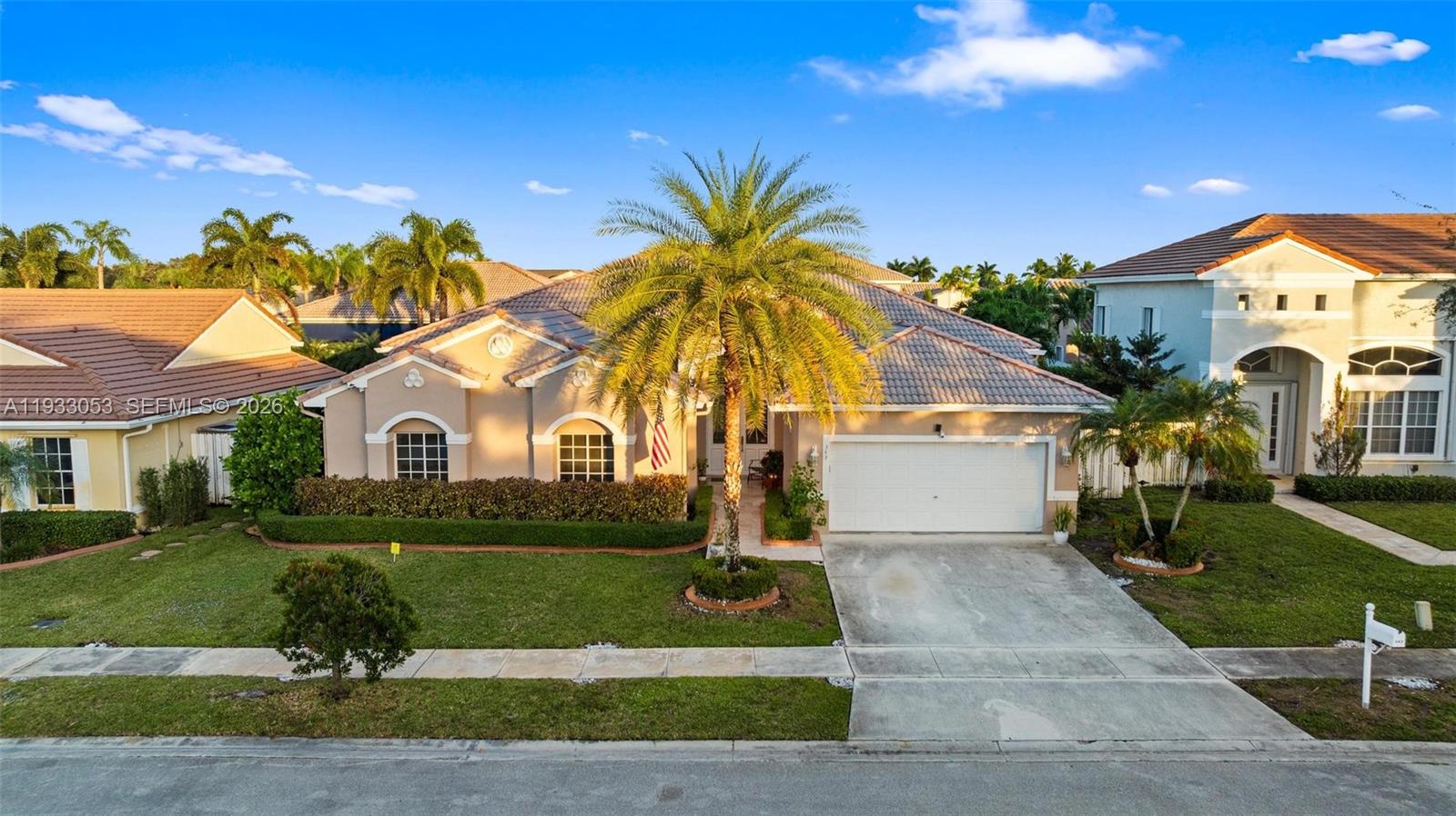 343 SW 187th Ter Pembroke Pines, FL 33029