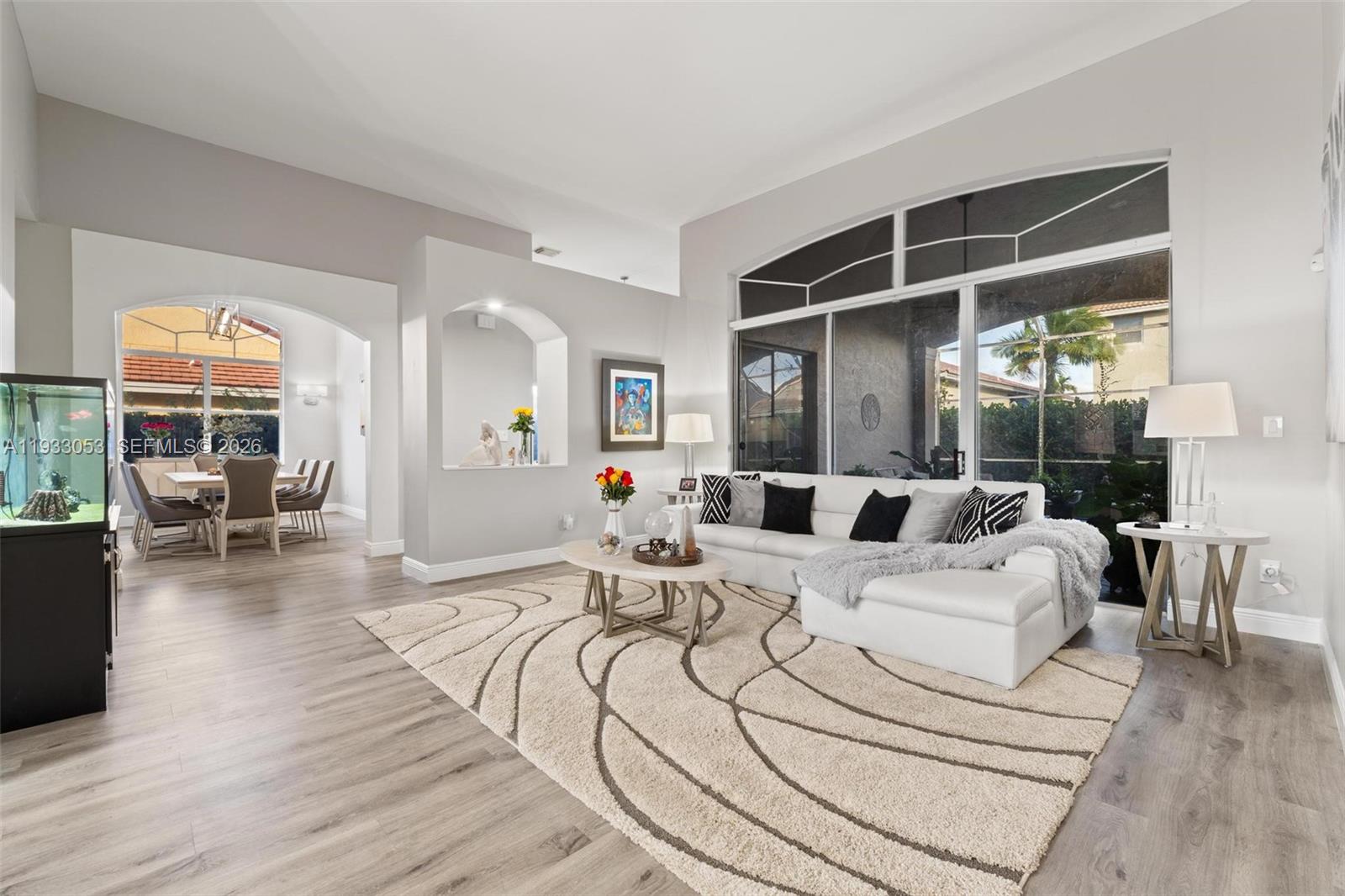 343 SW 187th Ter Pembroke Pines, FL 33029