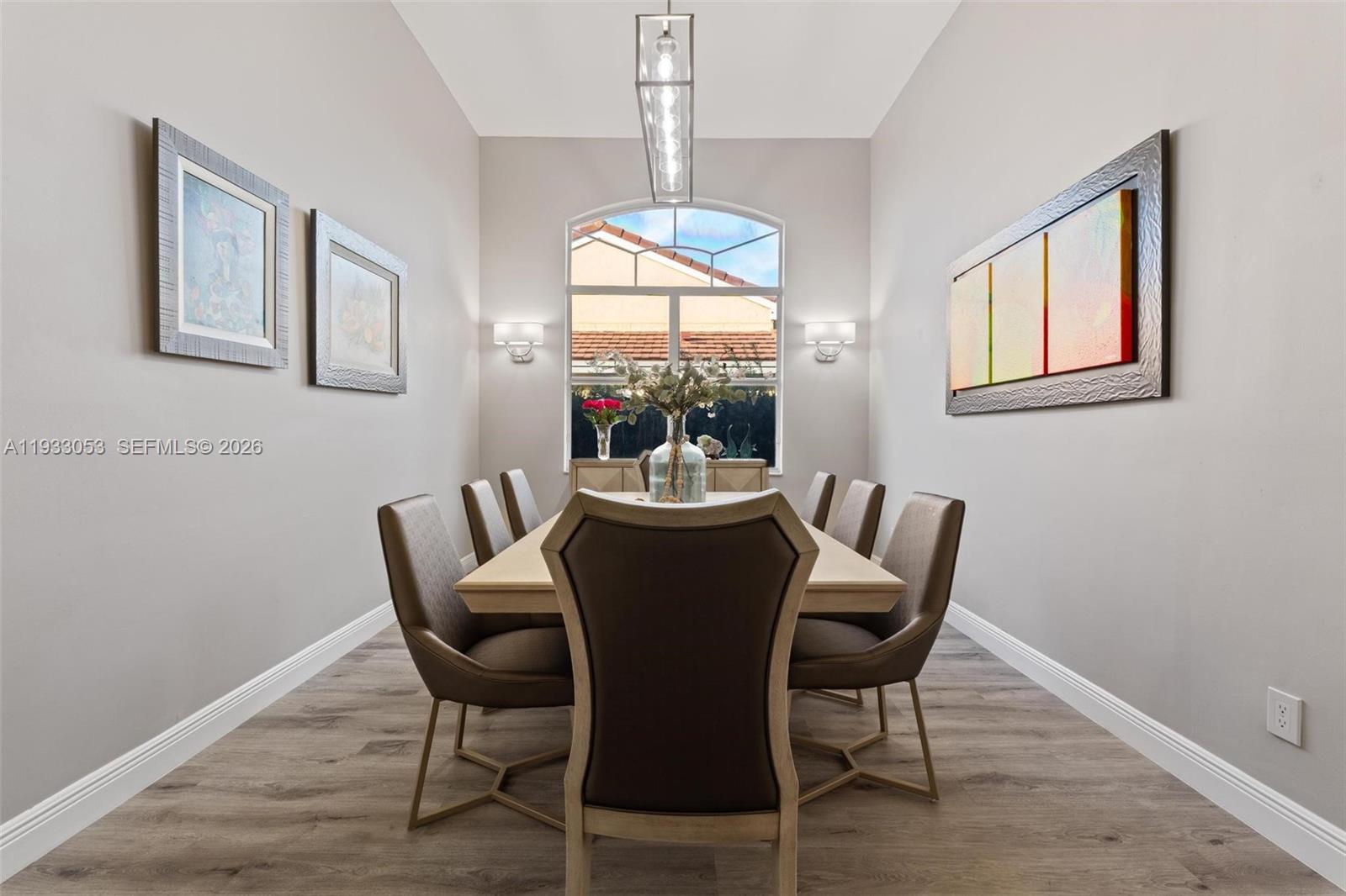 343 SW 187th Ter Pembroke Pines, FL 33029