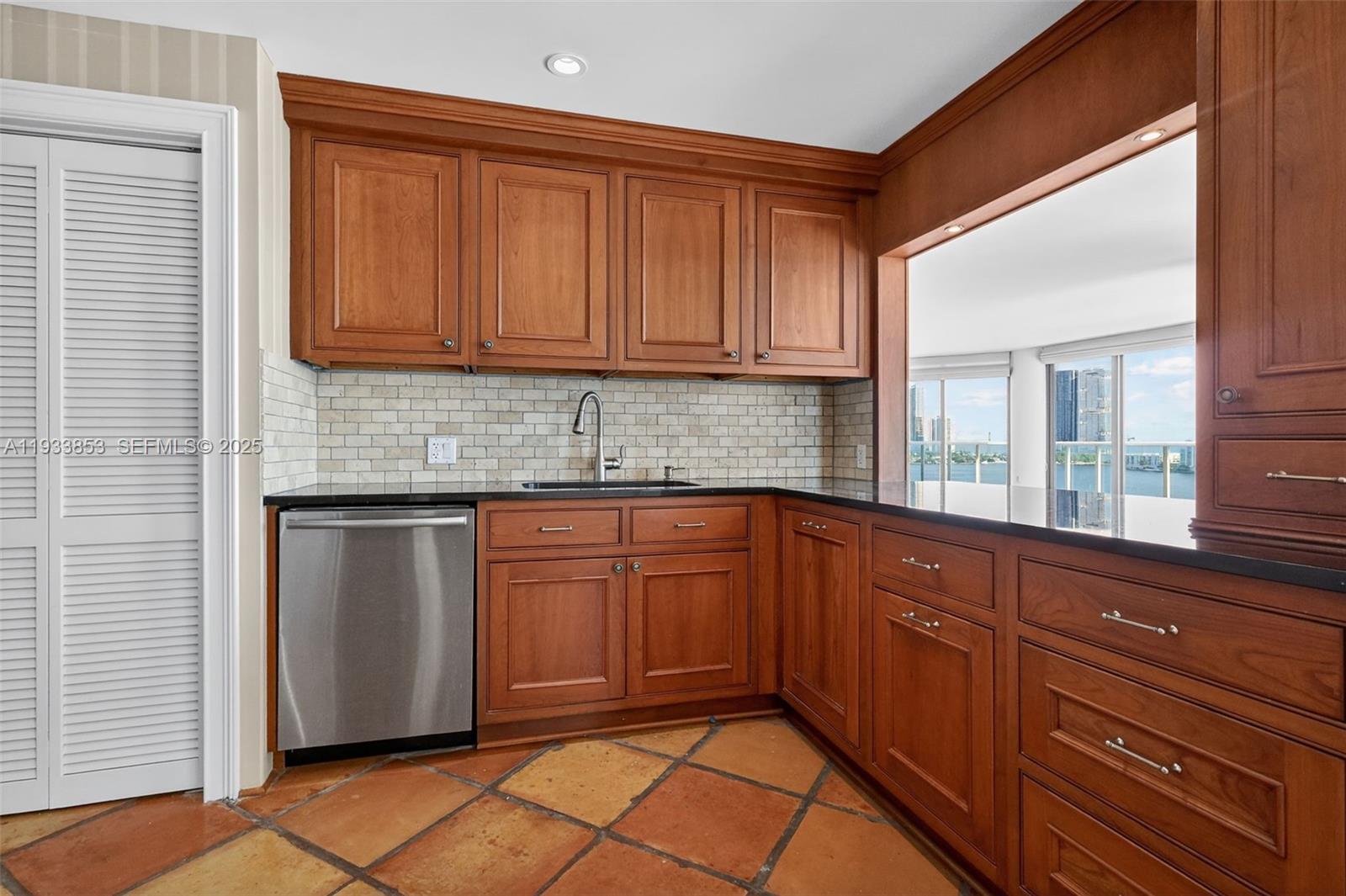 4000 Island Blvd #1507 Aventura, FL 33160