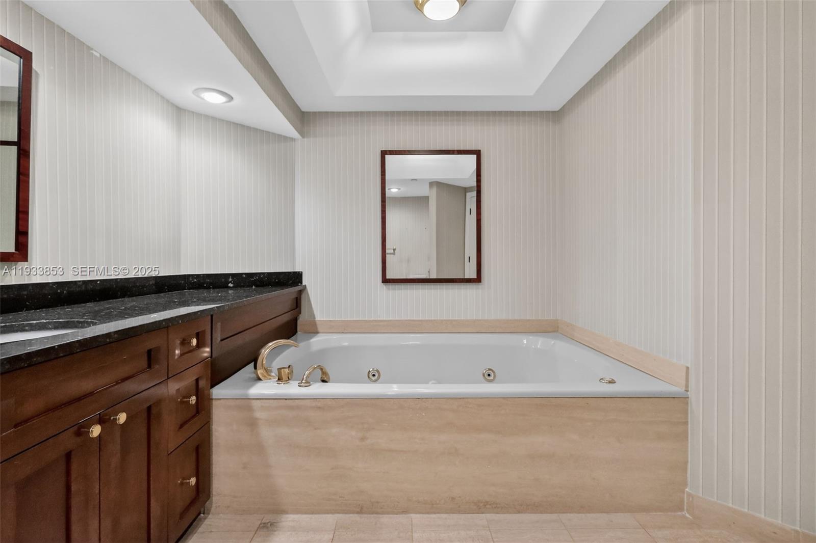 4000 Island Blvd #1507 Aventura, FL 33160