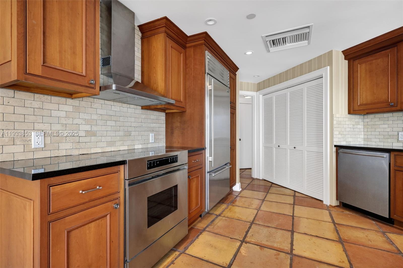 4000 Island Blvd #1507 Aventura, FL 33160