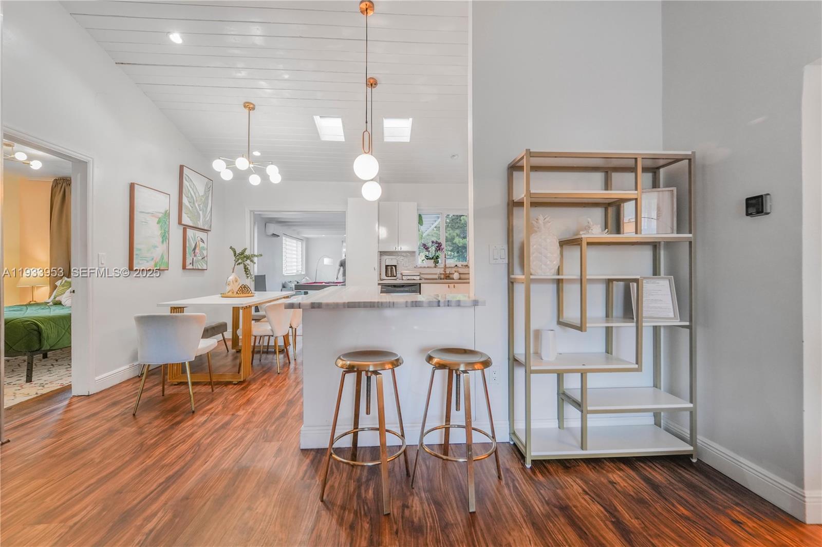 65 NW 116th St Miami, FL 33168