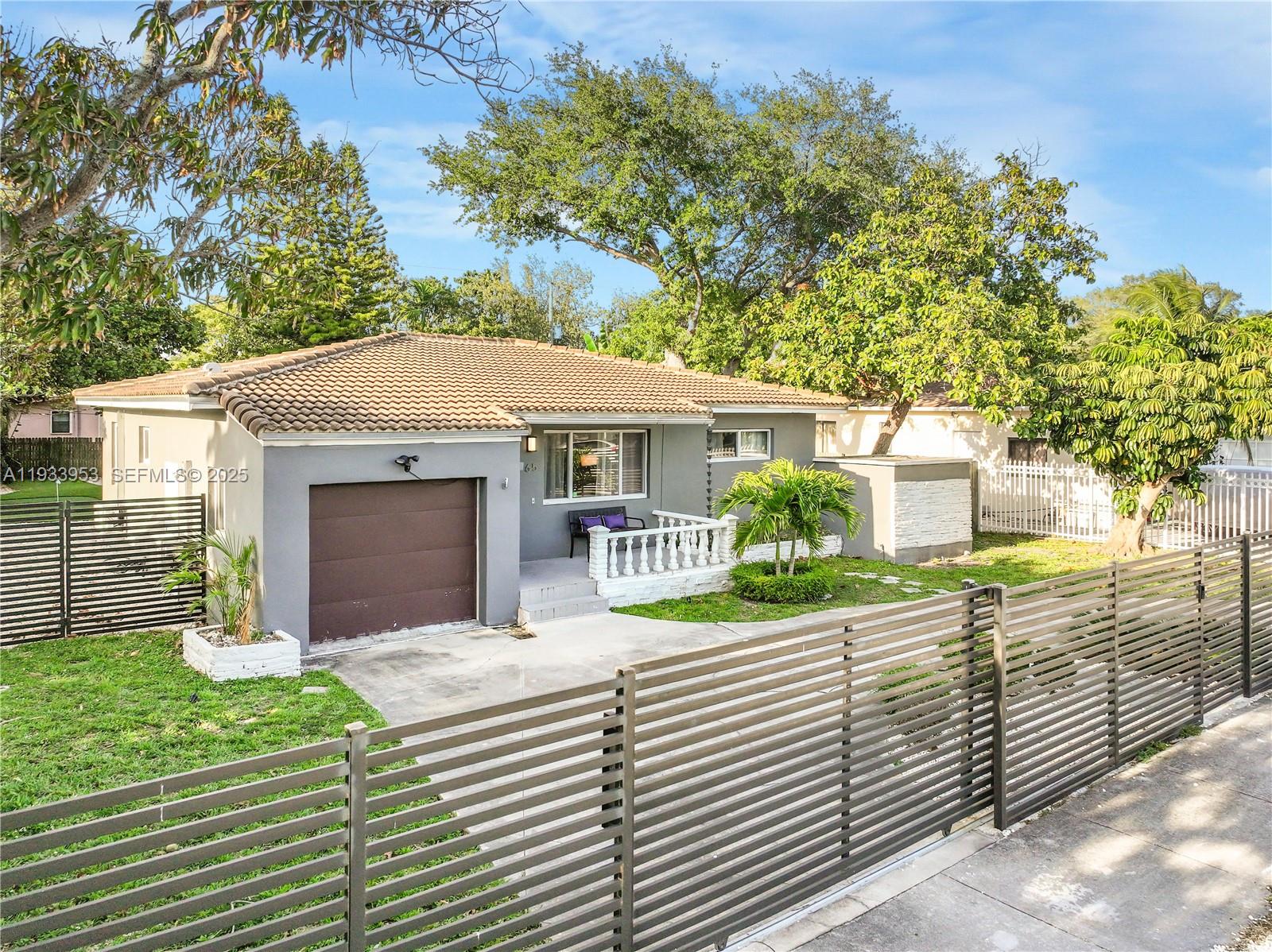 65 NW 116th St Miami, FL 33168