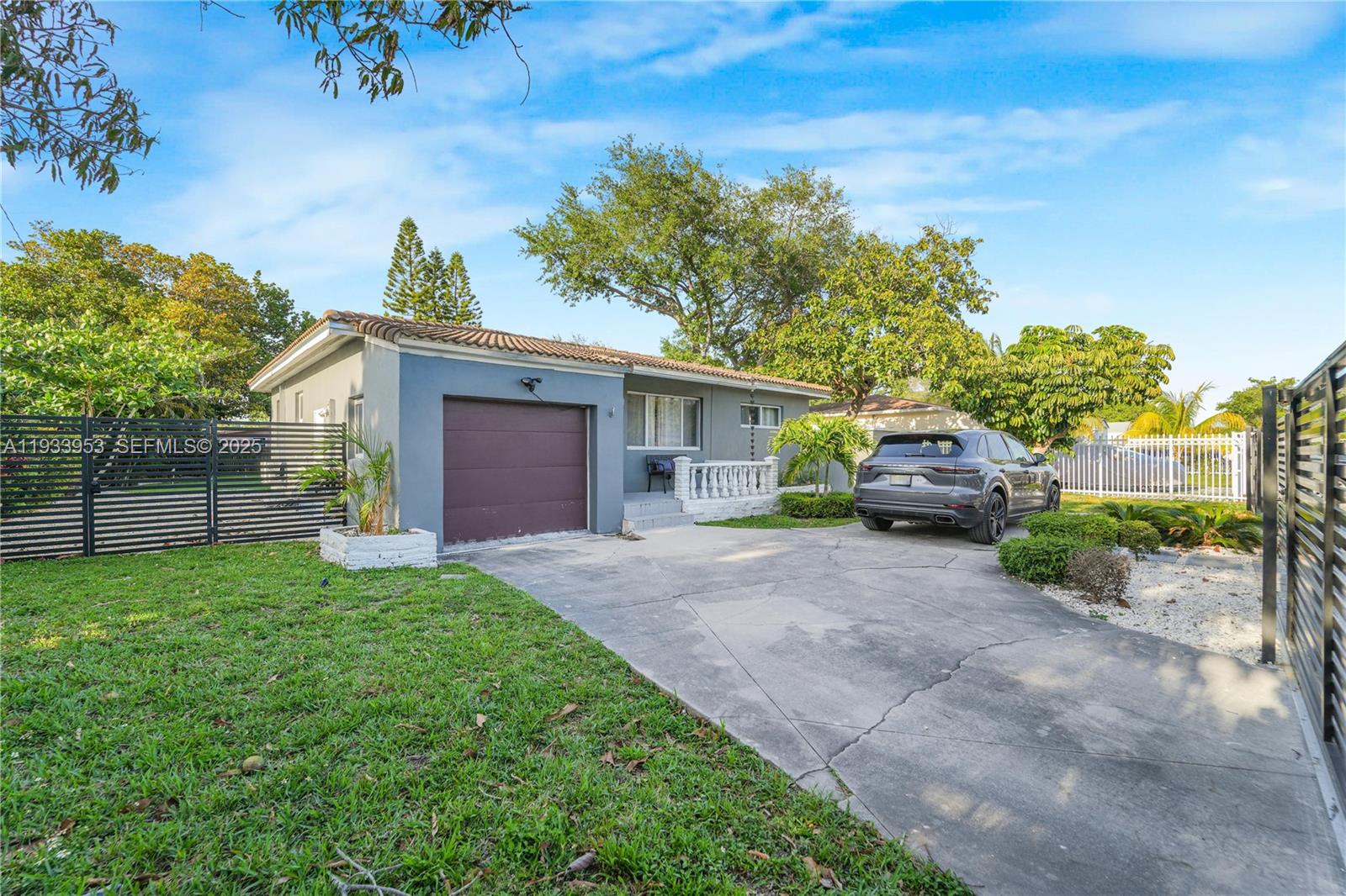 65 NW 116th St Miami, FL 33168