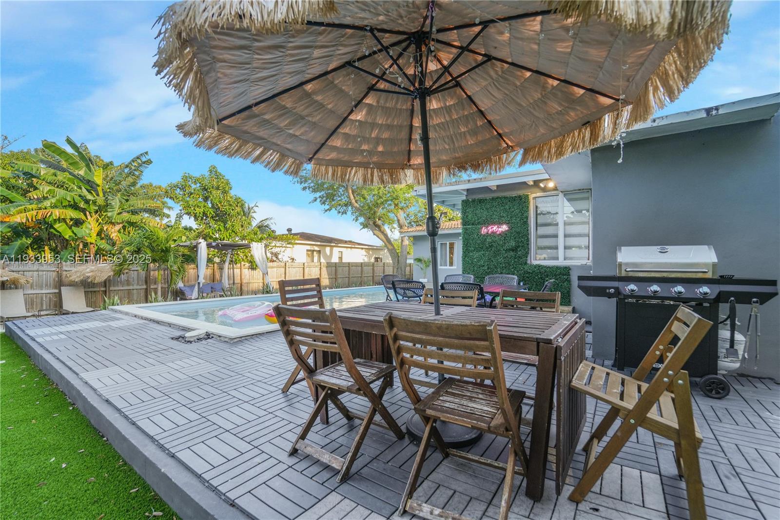 65 NW 116th St Miami, FL 33168