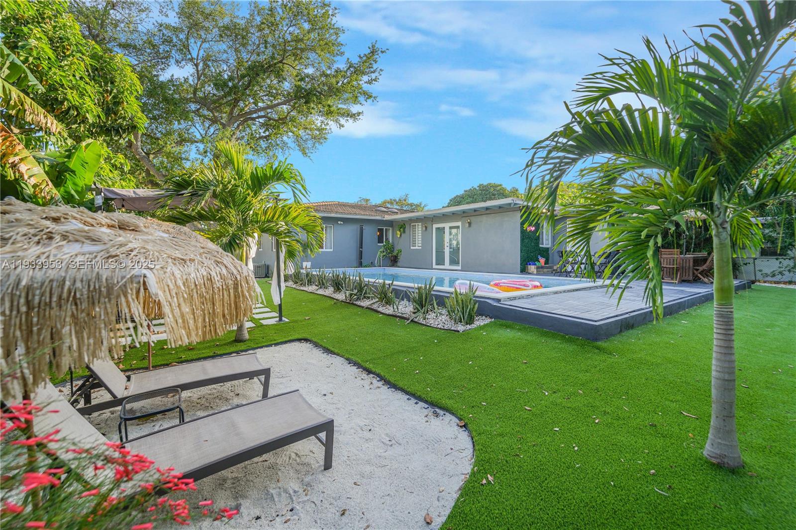 65 NW 116th St Miami, FL 33168