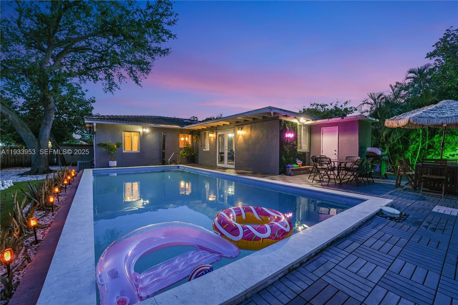 65 NW 116th St Miami, FL 33168