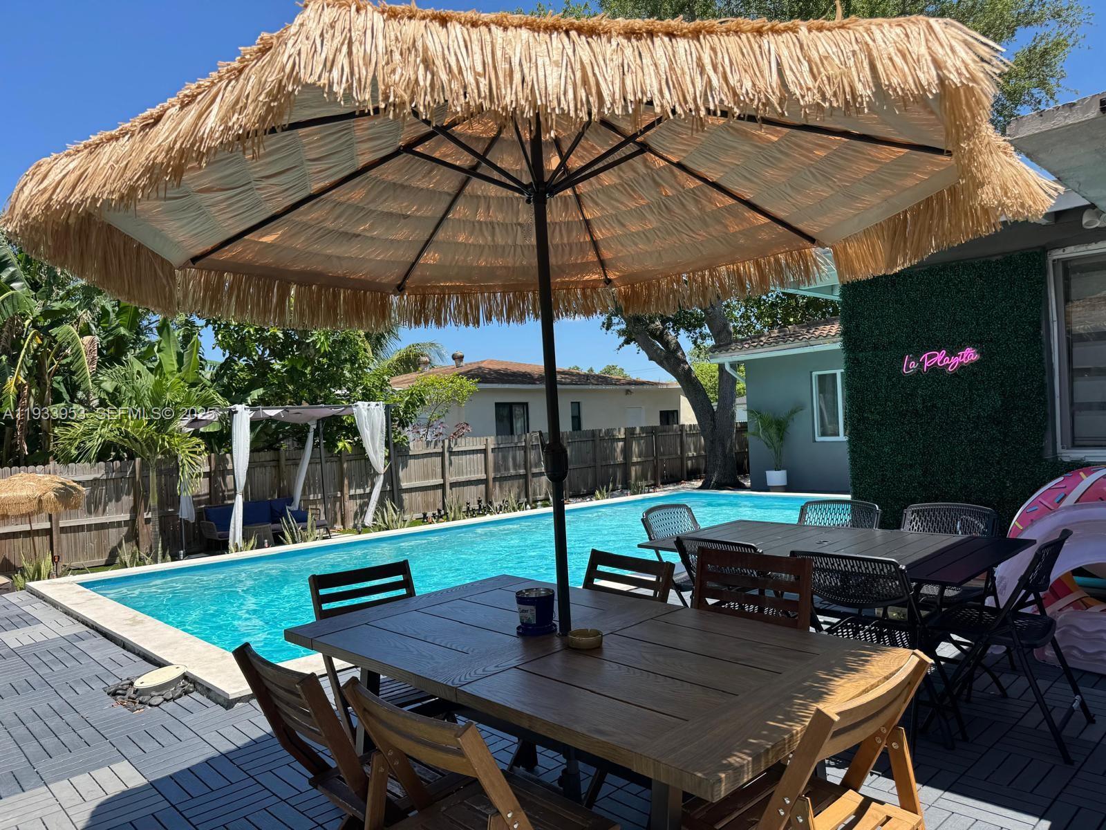 65 NW 116th St Miami, FL 33168