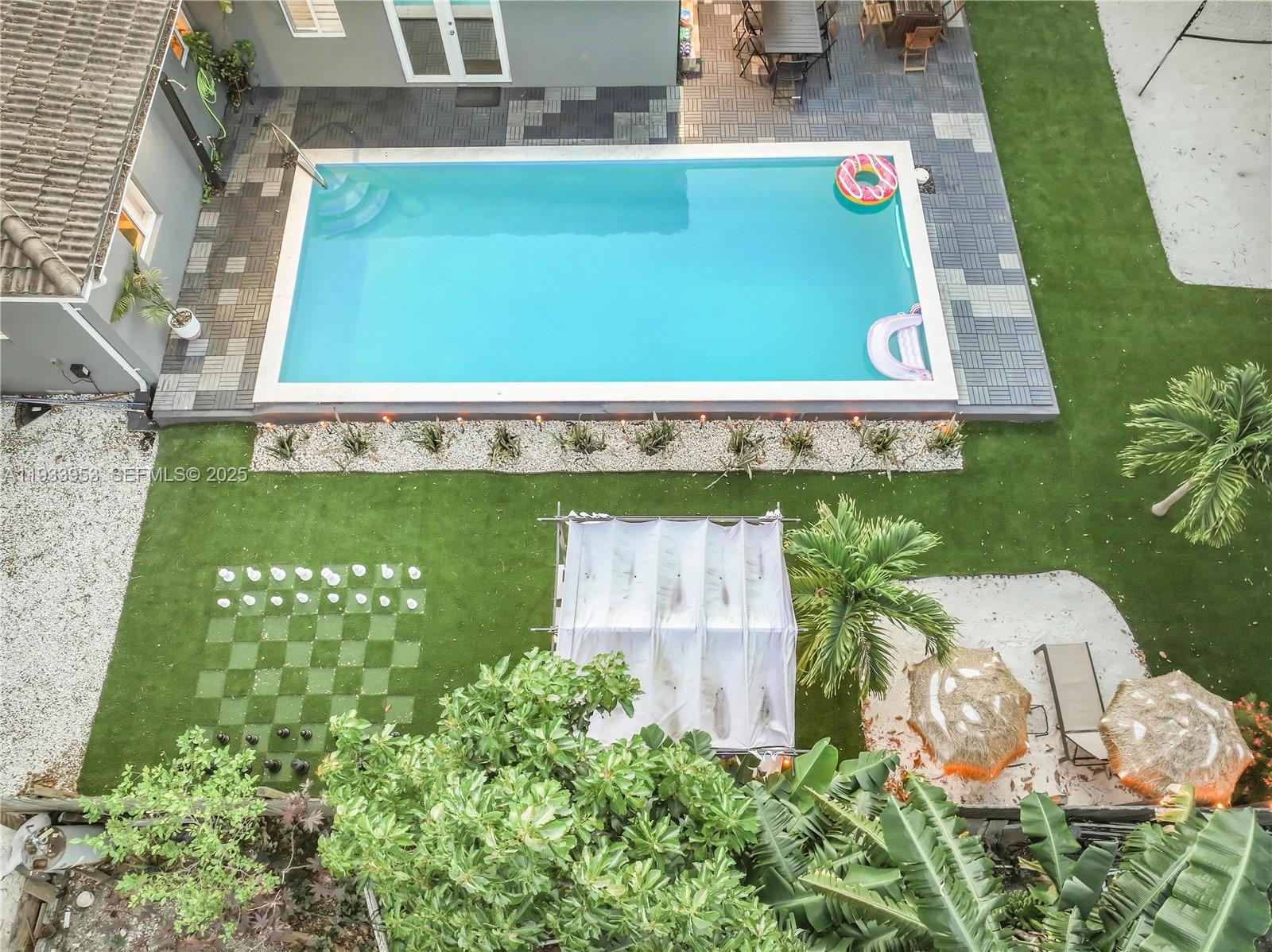 65 NW 116th St Miami, FL 33168