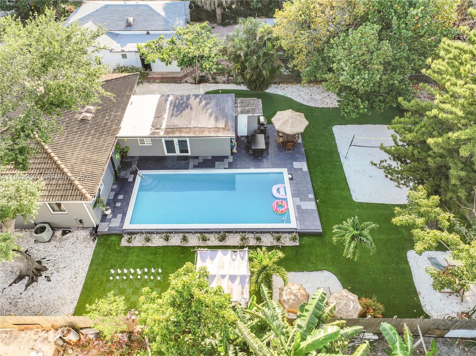 65 NW 116th St Miami, FL 33168