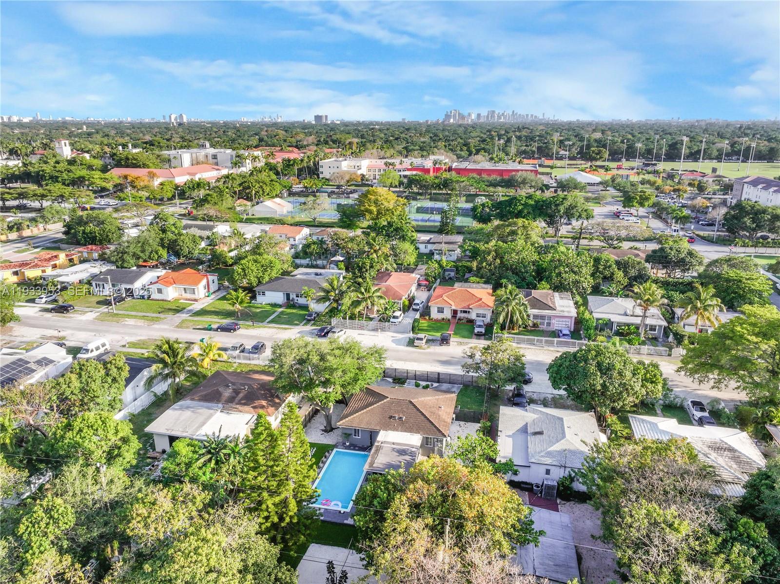 65 NW 116th St Miami, FL 33168