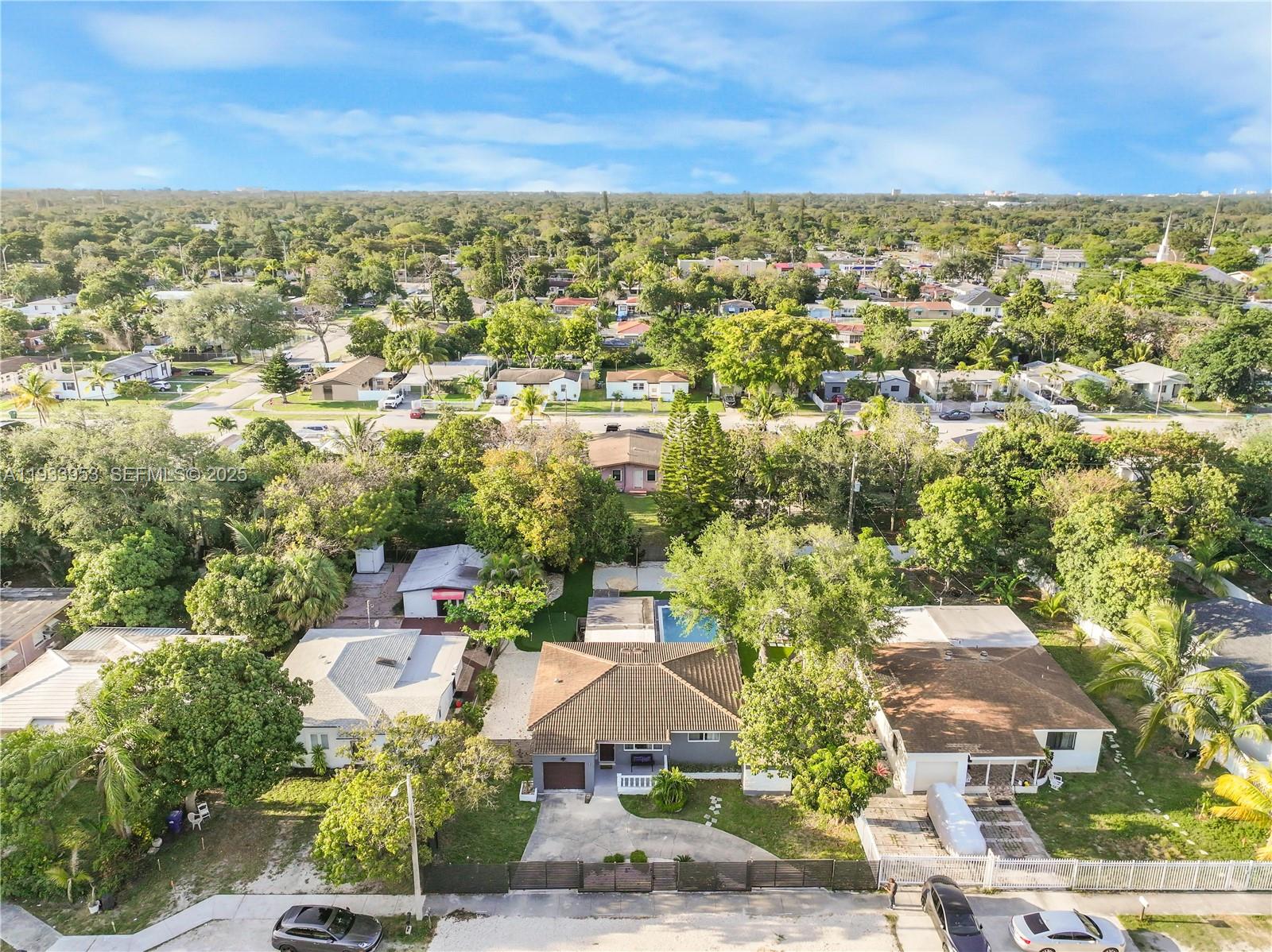 65 NW 116th St Miami, FL 33168