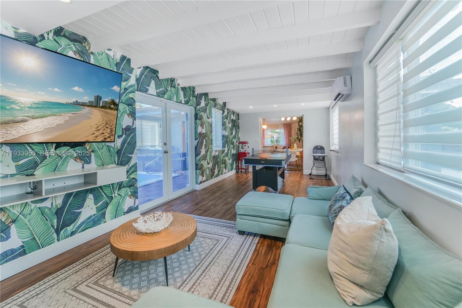 65 NW 116th St Miami, FL 33168