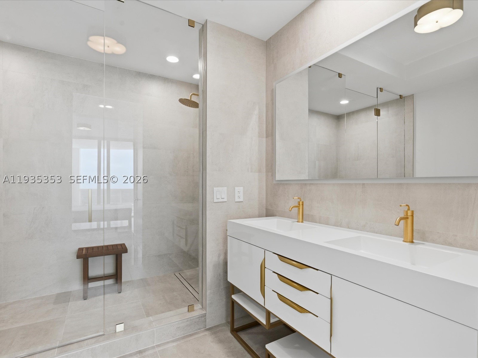 image Trump Royale27