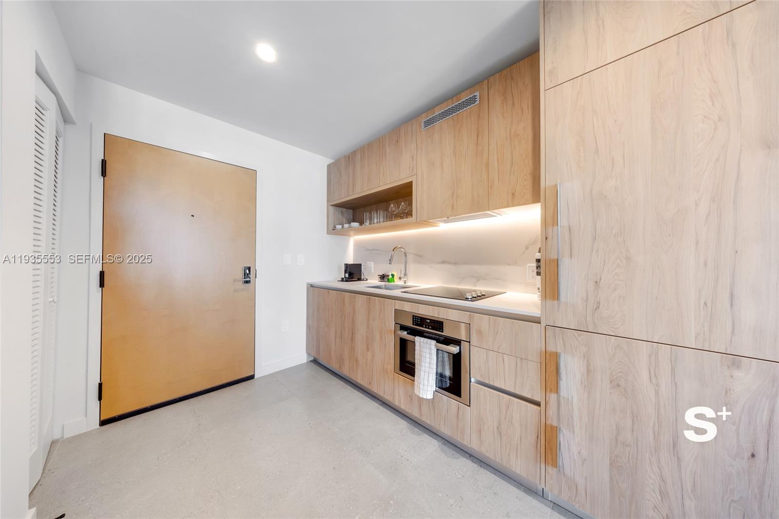 image The Crosby Miami Worldcenter1