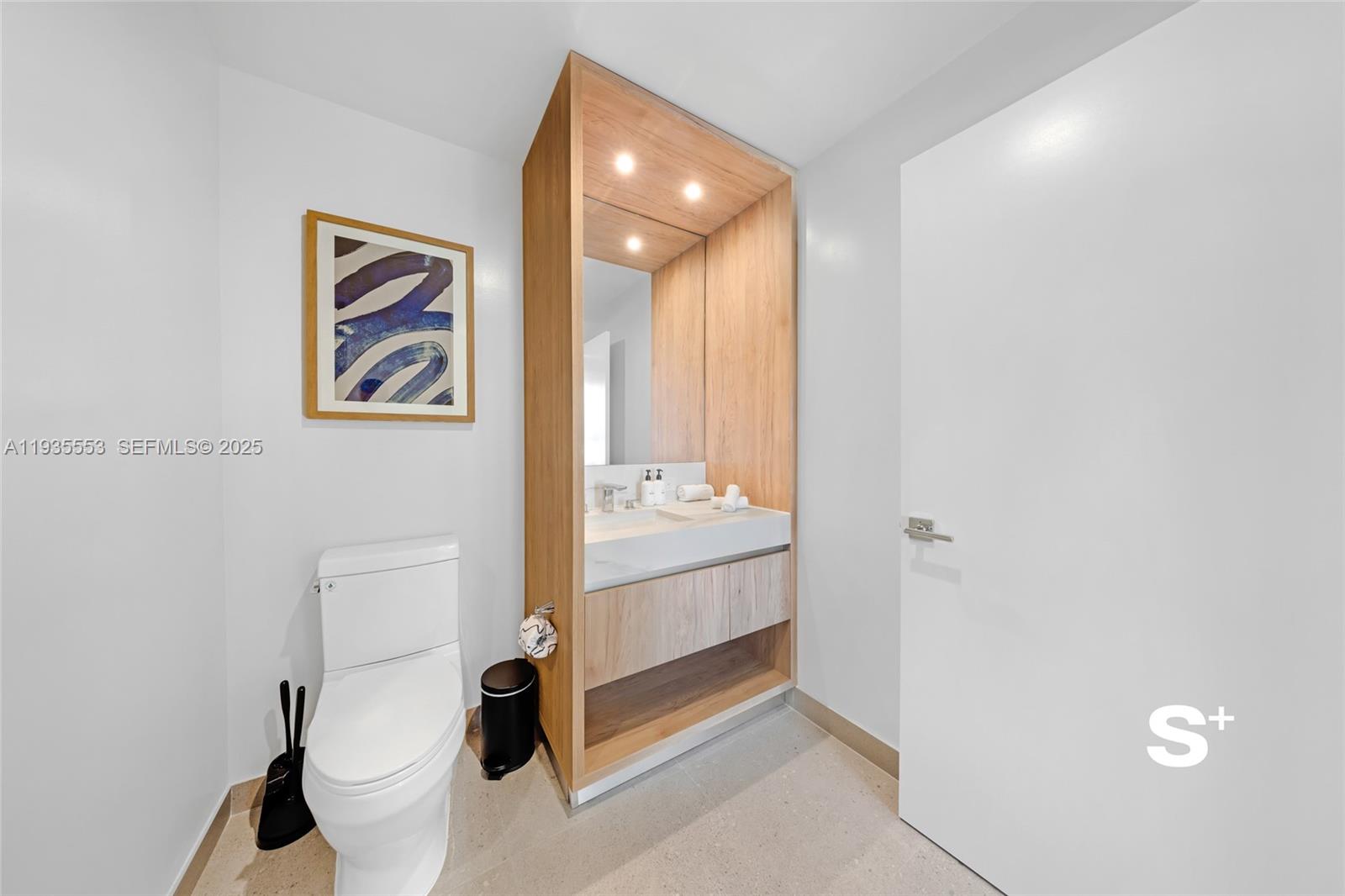 image The Crosby Miami Worldcenter23