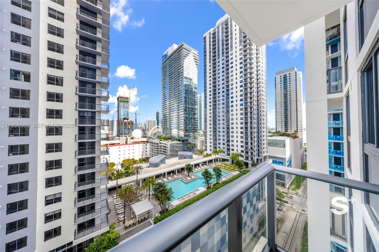 image The Crosby Miami Worldcenter27