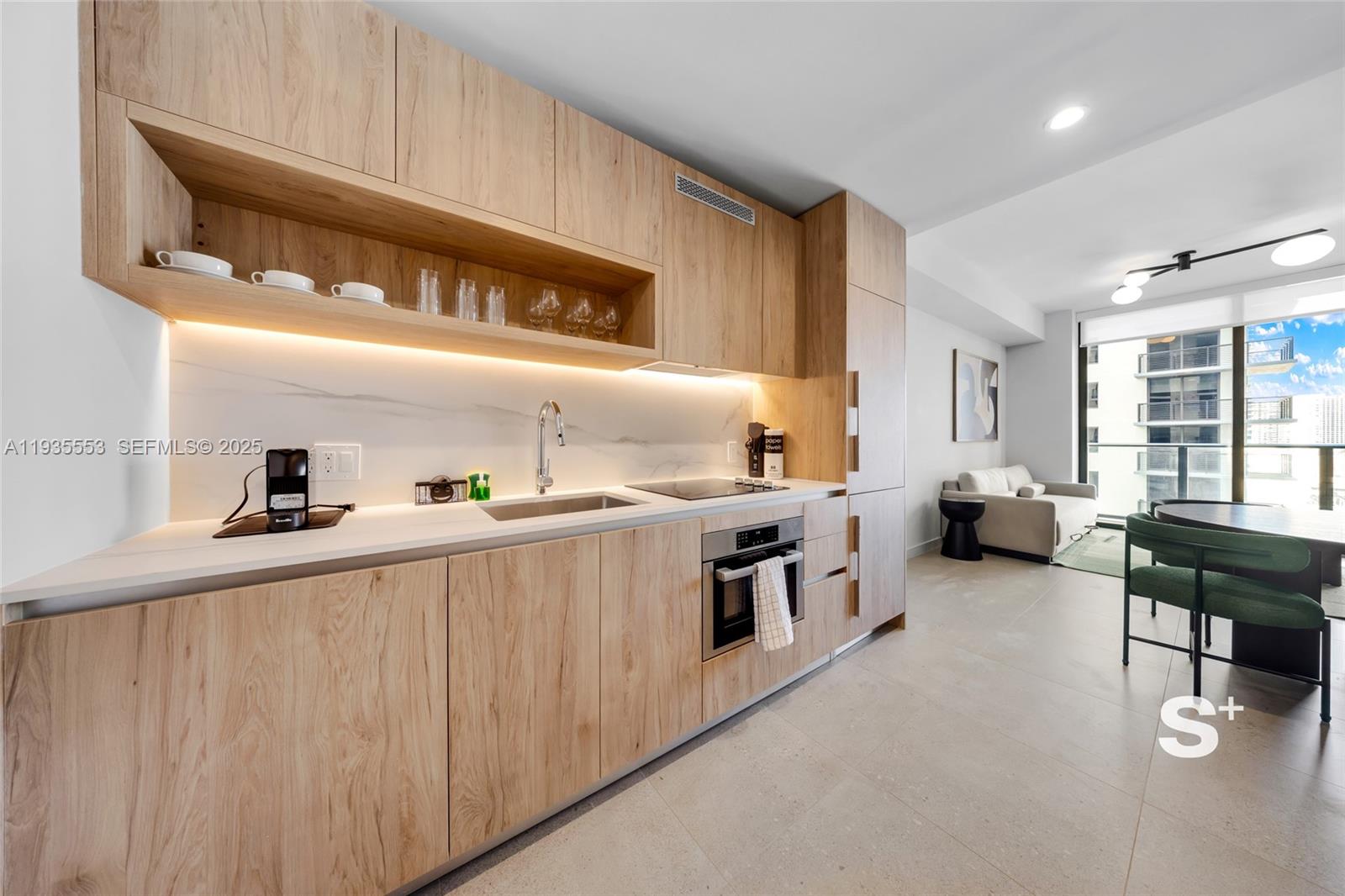 image The Crosby Miami Worldcenter4