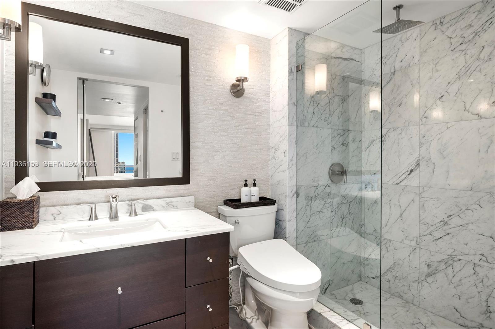 image South Pointe Towers19