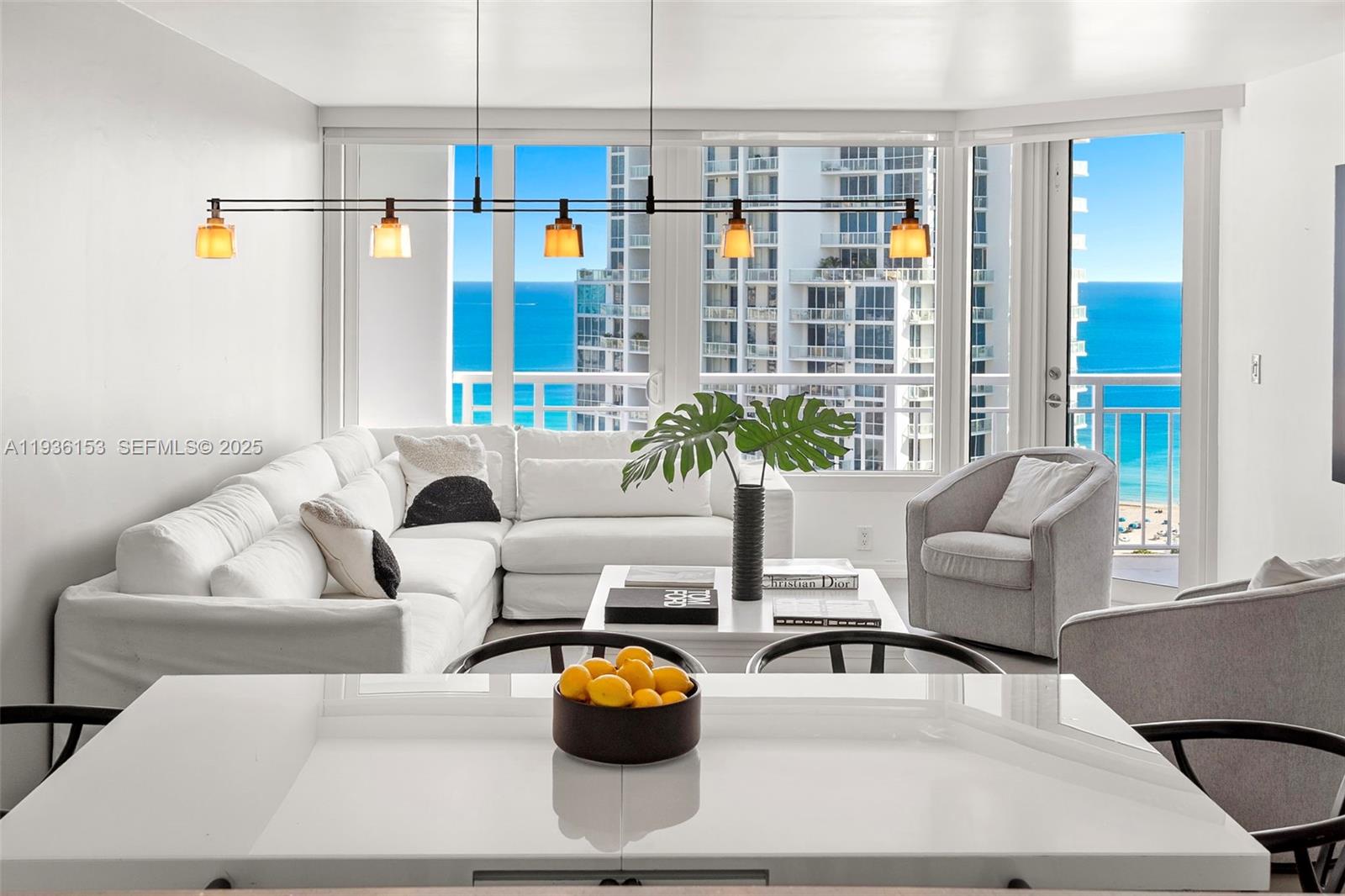 image South Pointe Towers4