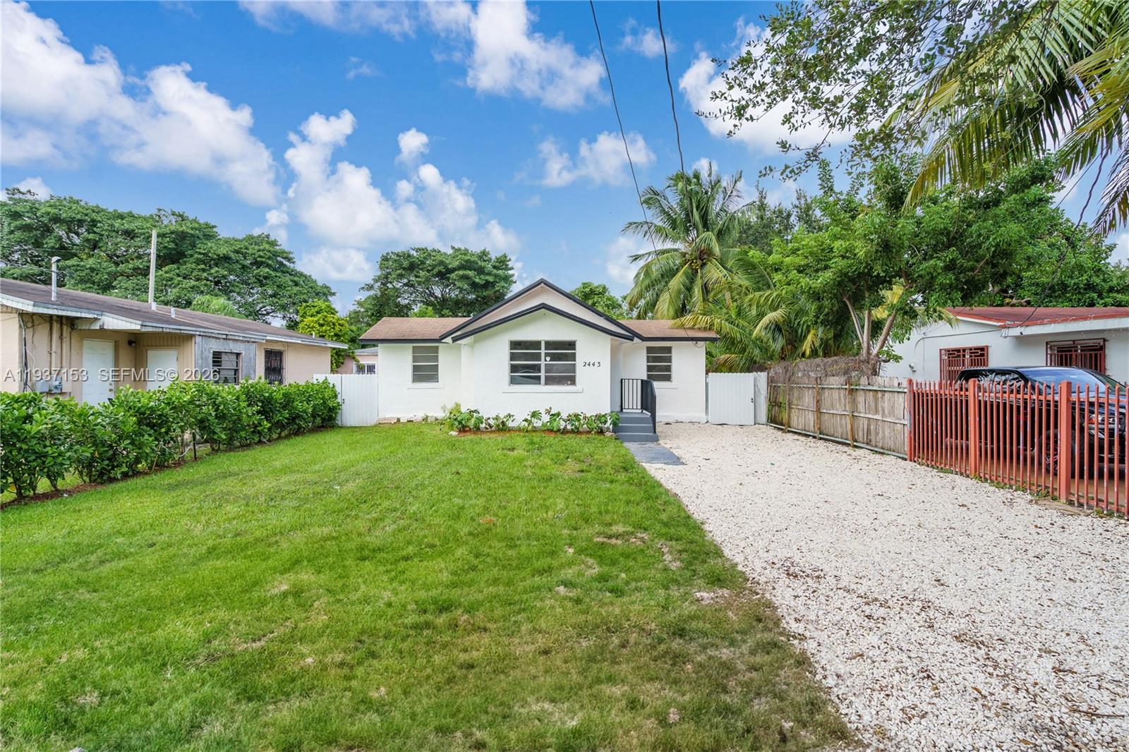2443 NW 55th St Miami, FL 33142