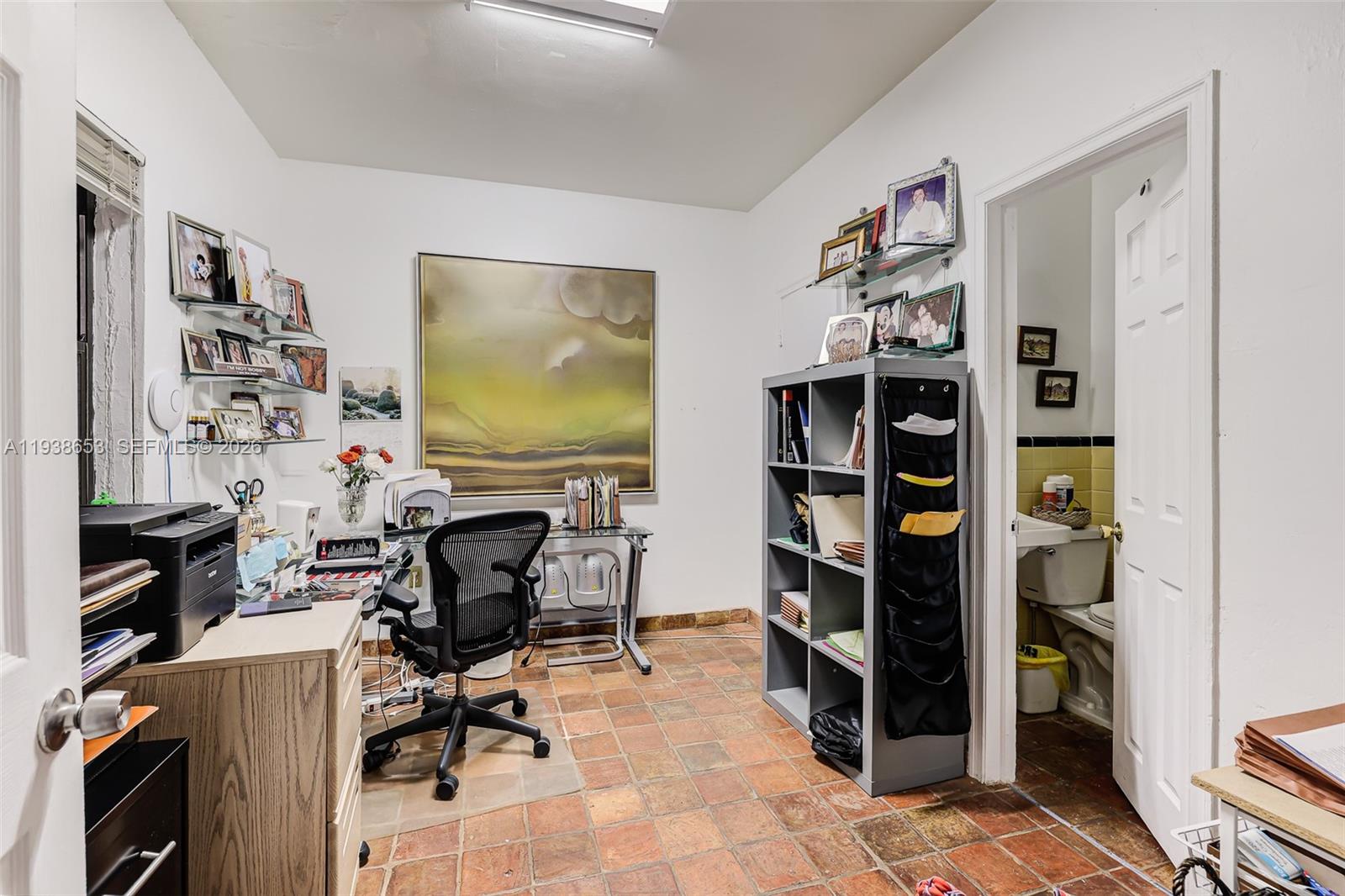 2650 Hilola St Miami, FL 33133