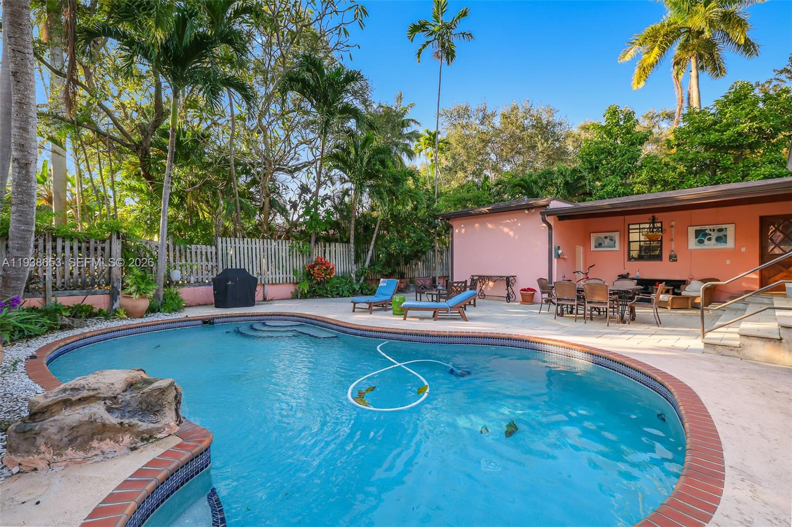 2650 Hilola St Miami, FL 33133