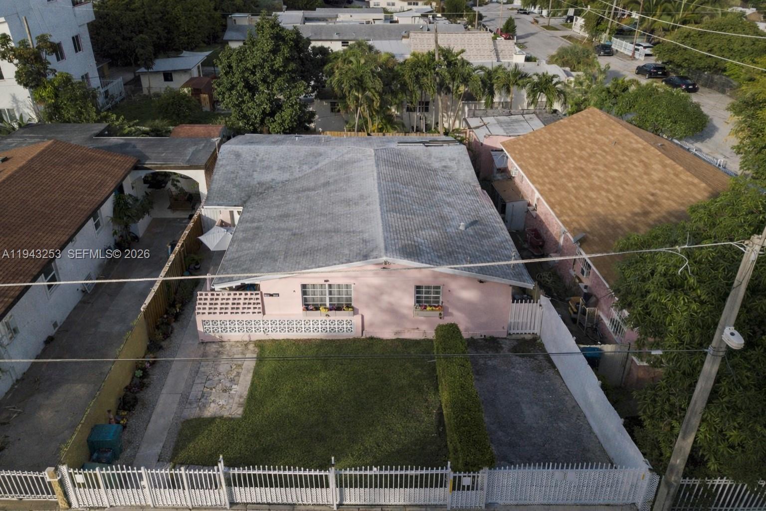 3240 NW 3rd Ave Miami, FL 33127