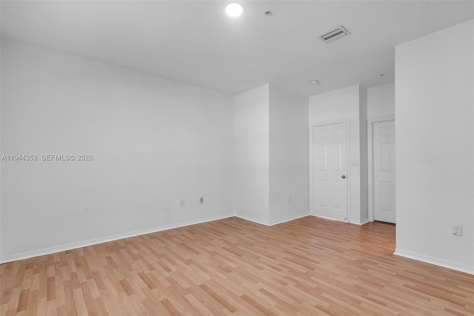 5670 NW 116th Ave #219 Doral, FL 33178