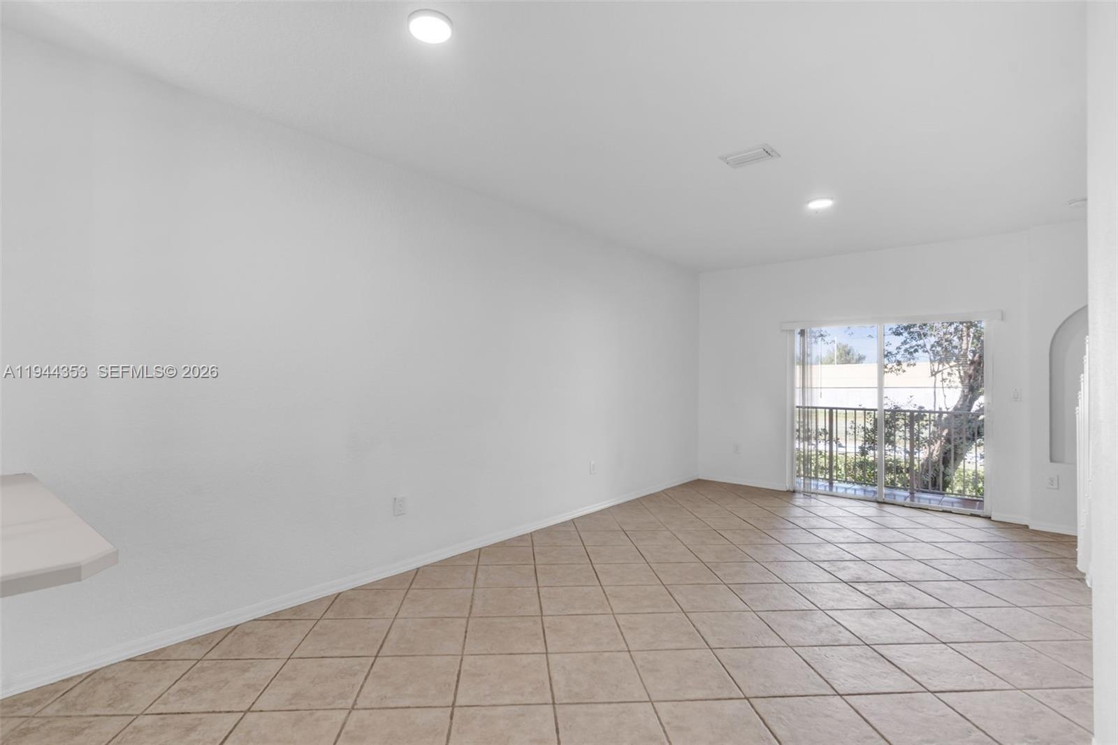 5670 NW 116th Ave #219 Doral, FL 33178