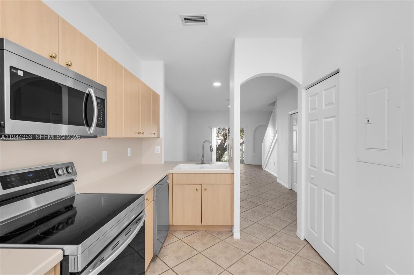 5670 NW 116th Ave #219 Doral, FL 33178